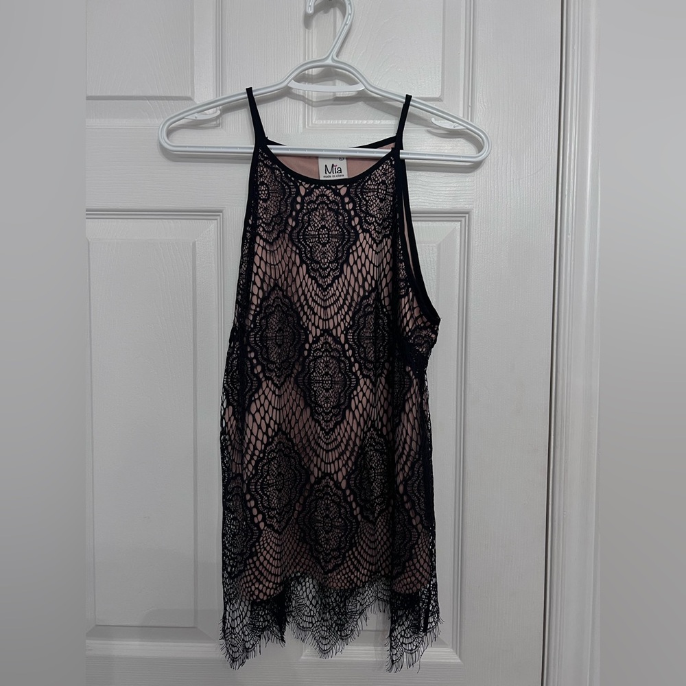 MIA top size L